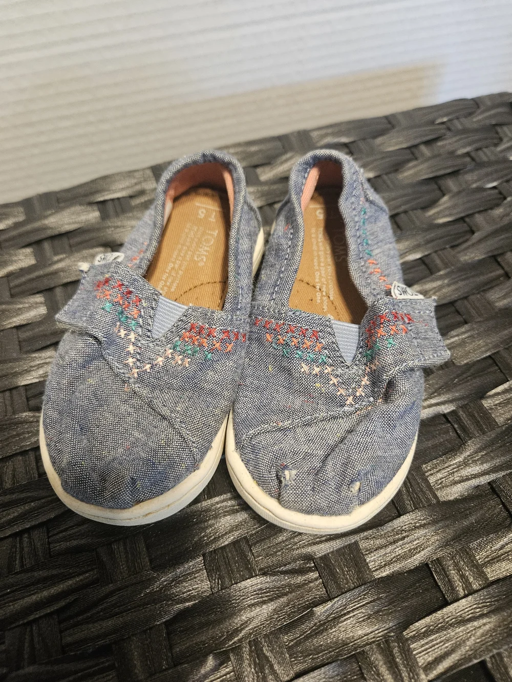 Toms Girls Denim-Look Slip-On Sneakers with Coral & Teal Embroidery